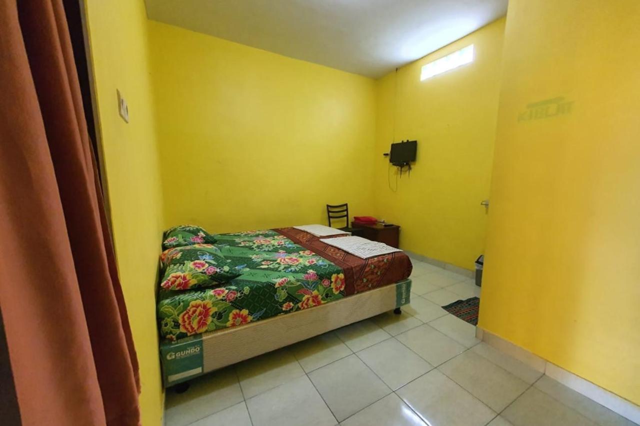 New Puri Amalia Apartment Banyuwangi  Ngoại thất bức ảnh