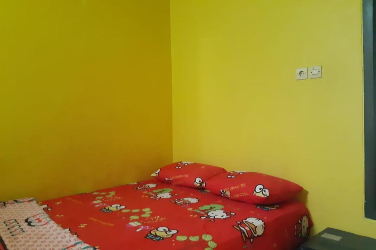 New Puri Amalia Apartment Banyuwangi  Ngoại thất bức ảnh
